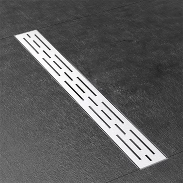 周囲のシャワー排水管